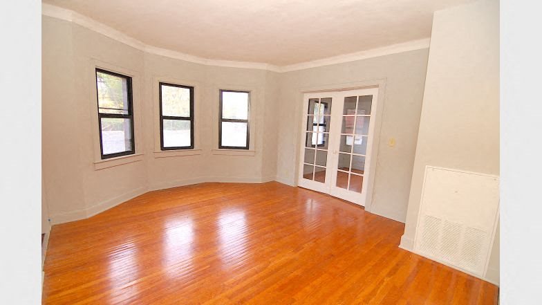 Gallery Photo 7